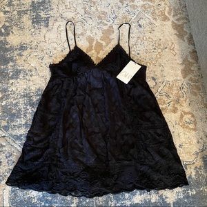 Zara black lace mini NWT
